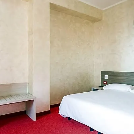 Italia Dormelletto Hotel