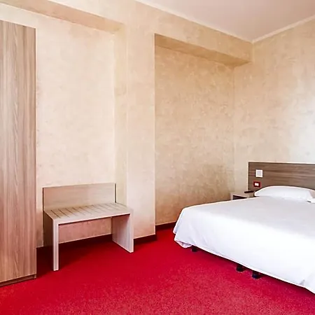 Italia Dormelletto 3* Belgirate