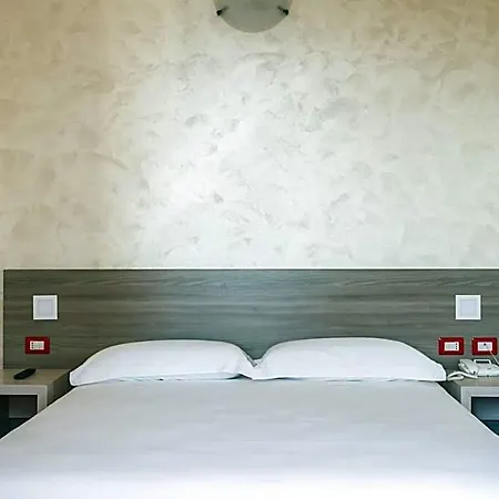 Hotel Italia Dormelletto